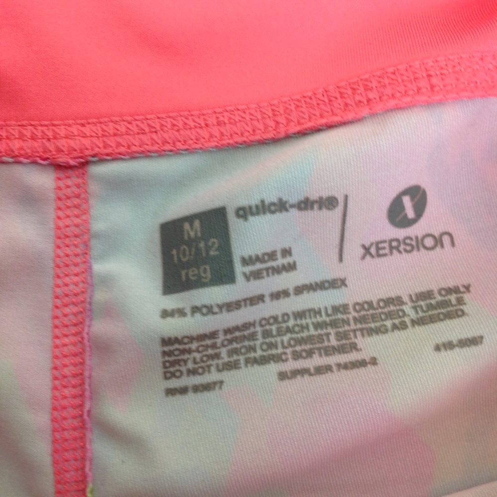 SOLD Xersion Girls Capri Leggings- N1082 - Picture 2 of 3